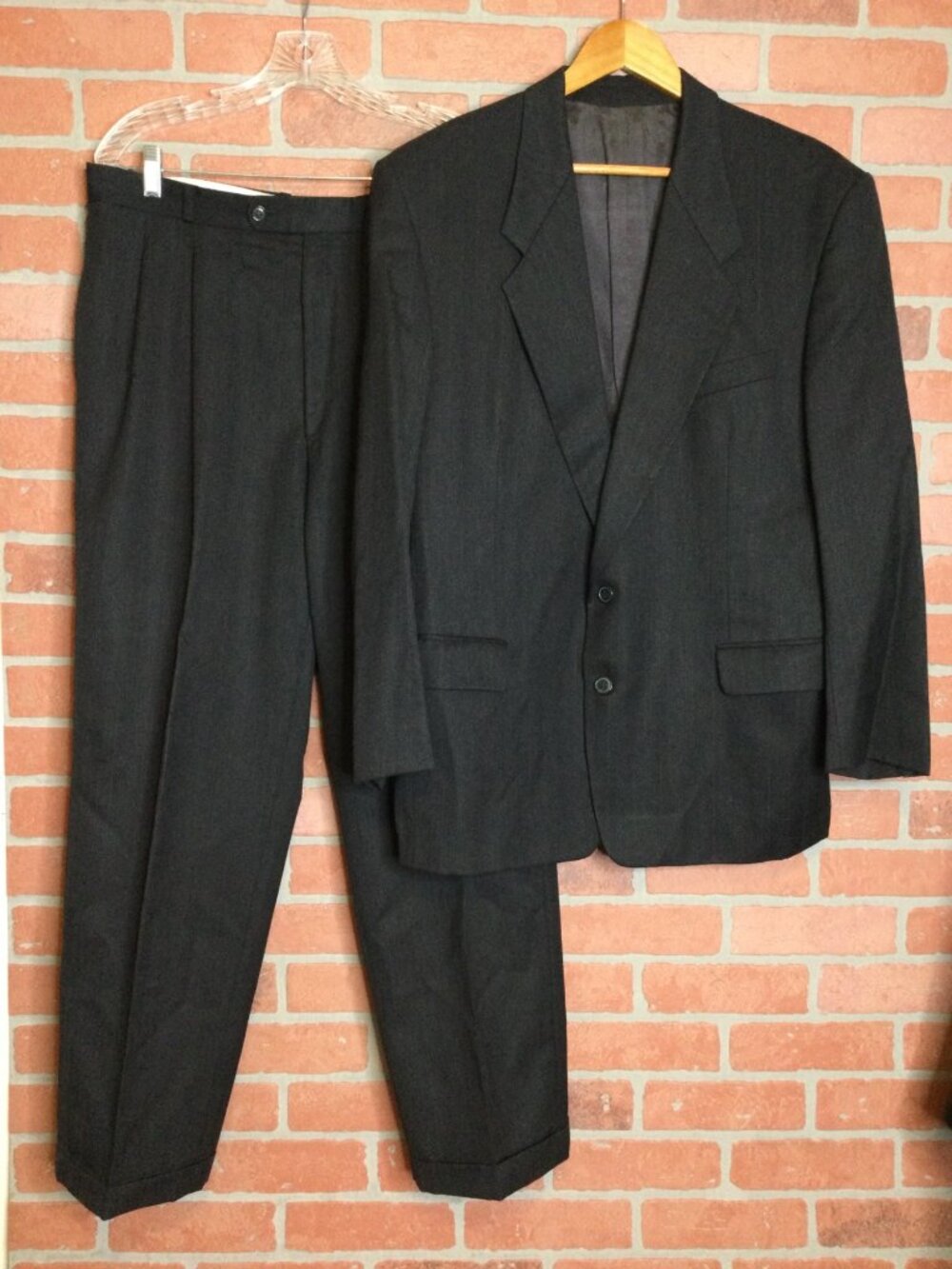 VTG Yves Saint Laurent Mens Dark Gray Wool Suit Single Breast Jacket 44 Pants 34